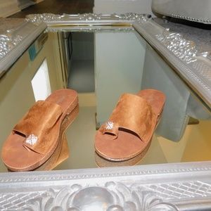 Tan Sandals with Diamond Toe